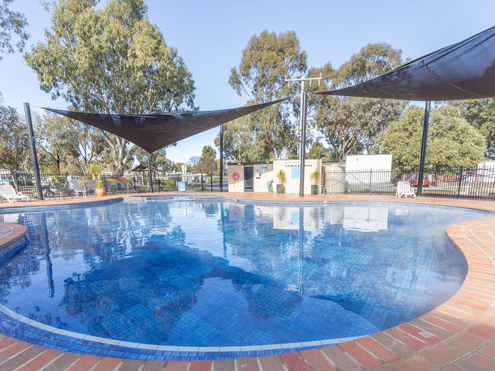 Nrma Echuca Holiday Park Bagian luar foto